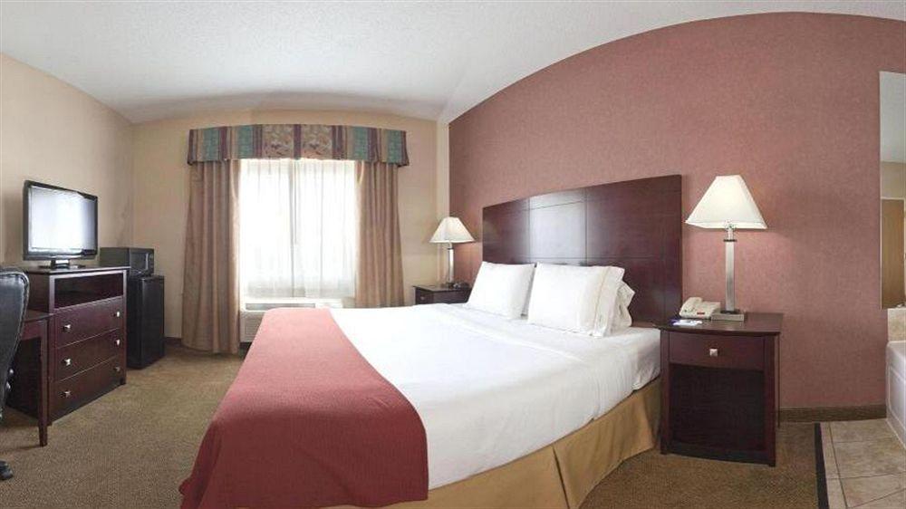 Holiday Inn Express Hotel & Suites Cincinnati-North/Шаронвилл Экстерьер фото