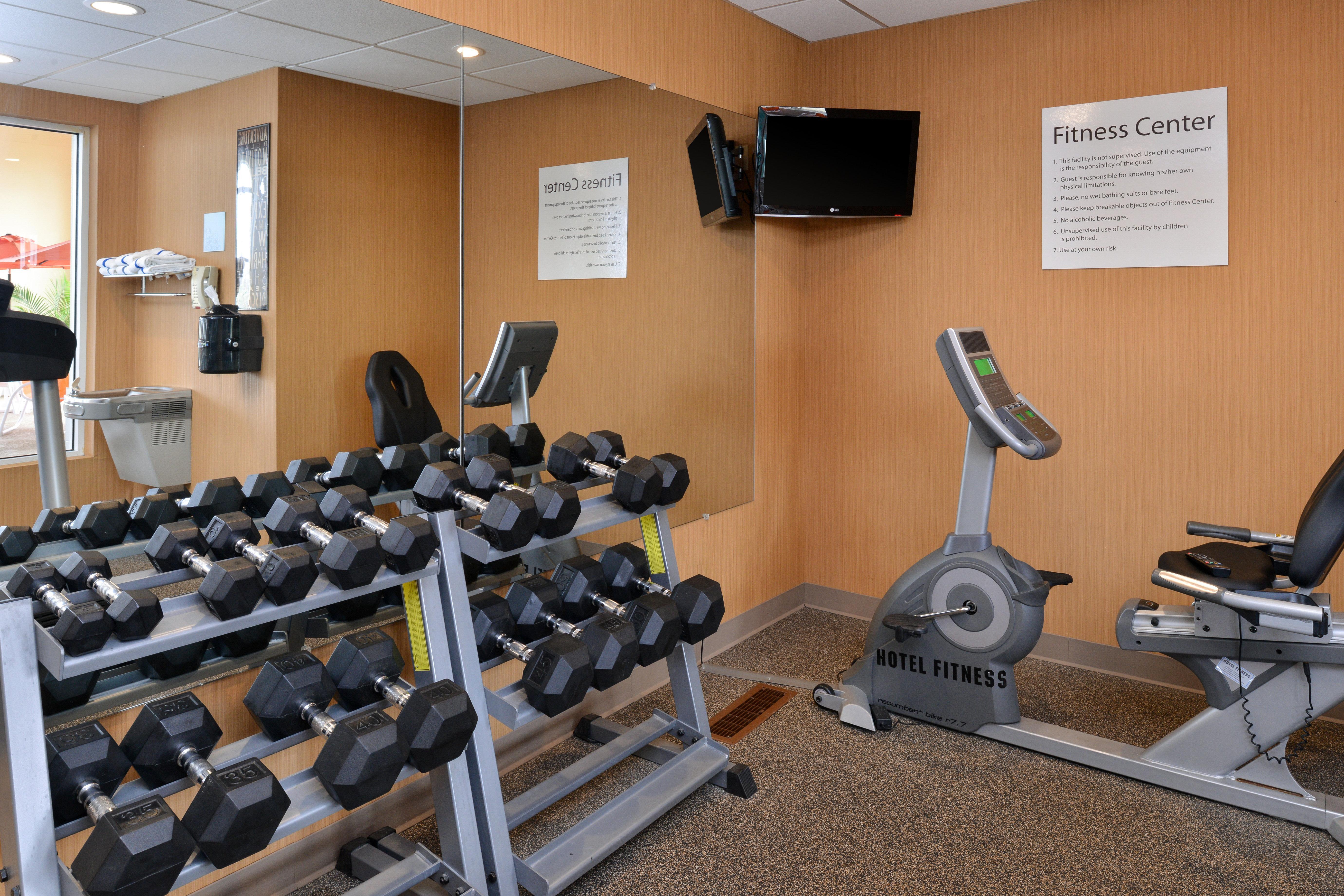 Holiday Inn Express Hotel & Suites Cincinnati-North/Шаронвилл Экстерьер фото